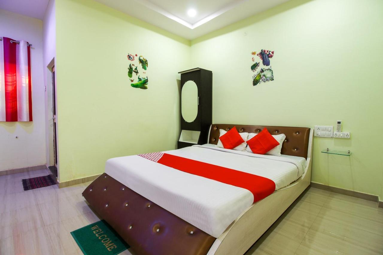 Oyo 70694 Hotel Green Park Resort Silari Exterior photo